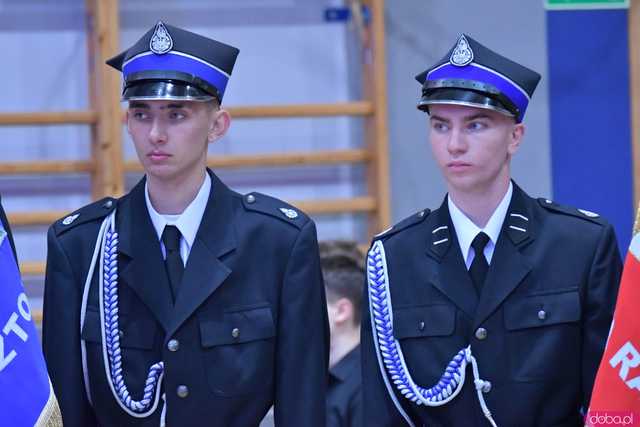 [FOTO] Uroczysta akademia w duchu patriotyzmu. Dobromierz obchodził 106. rocznicę odzyskania niepodległości