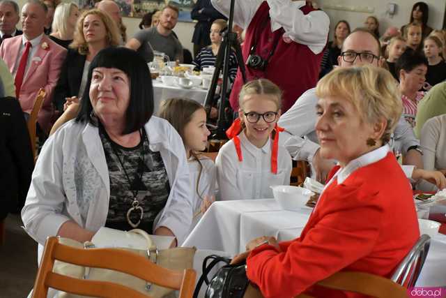 [WIDEO/FOTO] Śniadanie w duchu patriotyzmu. Święto Niepodległości w Bystrzycy Górnej