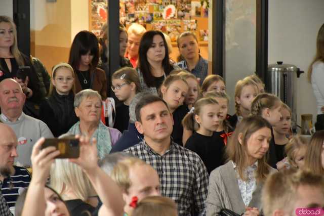[WIDEO/FOTO] Śniadanie w duchu patriotyzmu. Święto Niepodległości w Bystrzycy Górnej