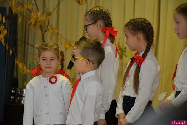 [WIDEO/FOTO] Śniadanie w duchu patriotyzmu. Święto Niepodległości w Bystrzycy Górnej
