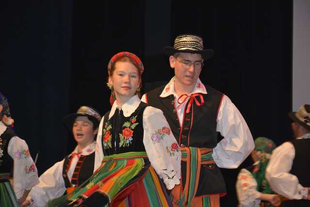 [FOTO] Wręczenie nagród dla zasłużonych dla gminy i koncert Krystyny Giżowskiej na zakończenie obchodów Święta Niepodległości