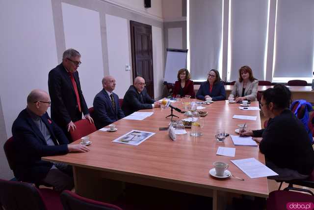 [FOTO] Przedstawiono szczegóły projektu nowego budynku Sądu Rejonowego w Świdnicy. Gdzie powstanie? Jakie będą udogodnienia?