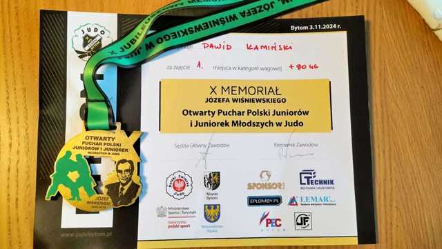 [FOTO] Mieszkaniec Kalna z sukcesem na Otwartym Pucharze Polski Juniorów w judo