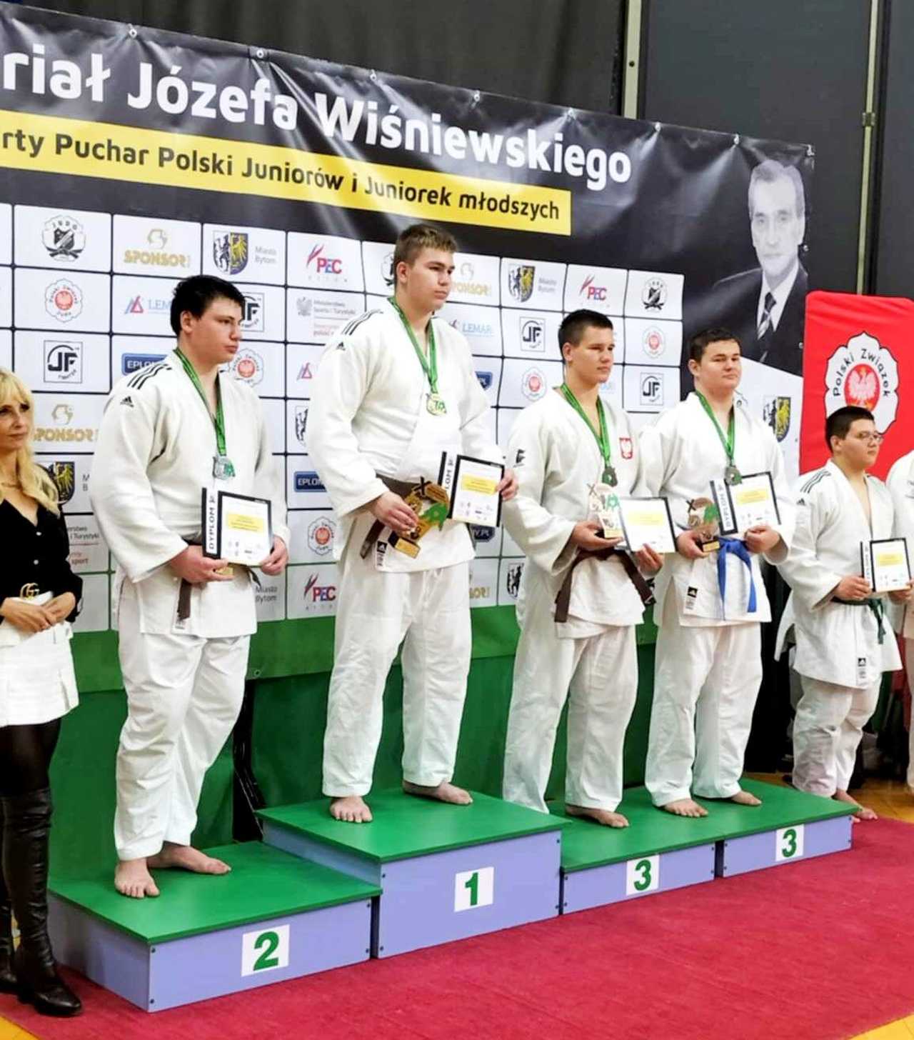 [FOTO] Mieszkaniec Kalna z sukcesem na Otwartym Pucharze Polski Juniorów w judo