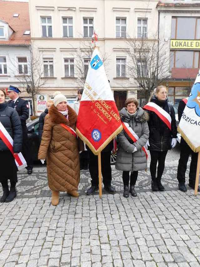 Polski Związek Emerytów, Rencistów i Inwalidów w Świebodzicach uczestniczył w Święcie Niepodległości
