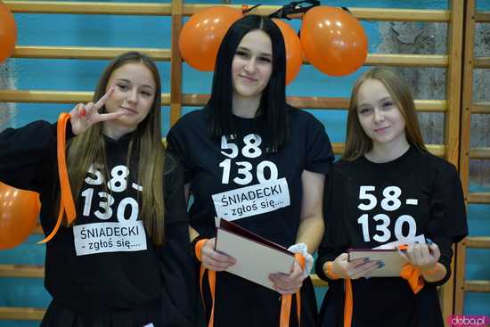 [WIDEO/FOTO] Wspólnie przemaszerowali i wystąpili przeciwko przemocy. Podsumowano kolejną edycję kampanii w Żarowie
