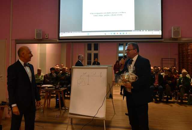 [FOTO] Jaki jest związek między chrześcijaństwem a sztuką? Za nami wykład dr Janusza Kujata