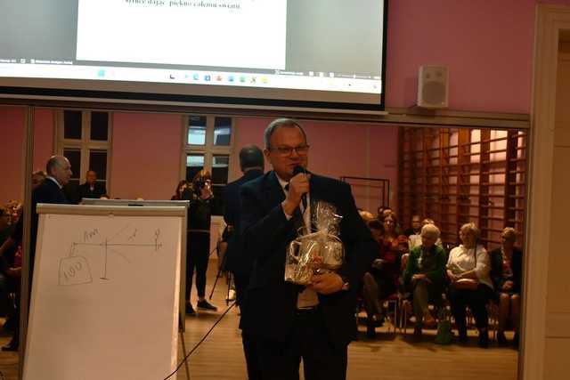 [FOTO] Jaki jest związek między chrześcijaństwem a sztuką? Za nami wykład dr Janusza Kujata