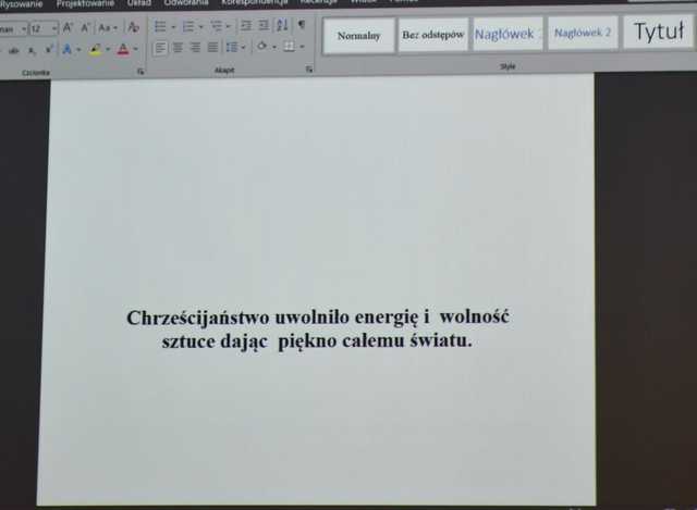 [FOTO] Jaki jest związek między chrześcijaństwem a sztuką? Za nami wykład dr Janusza Kujata