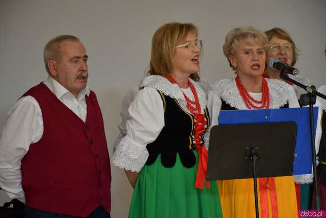 [WIDEO/FOTO] Nagrody dla najbardziej aktywnych seniorów i występy artystyczne z przymrużeniem oka. Zakończyła się II edycja programu Senior na Start