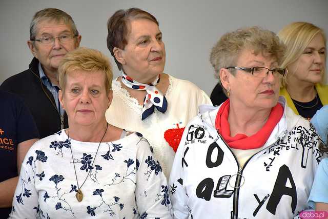 [WIDEO/FOTO] Nagrody dla najbardziej aktywnych seniorów i występy artystyczne z przymrużeniem oka. Zakończyła się II edycja programu Senior na Start
