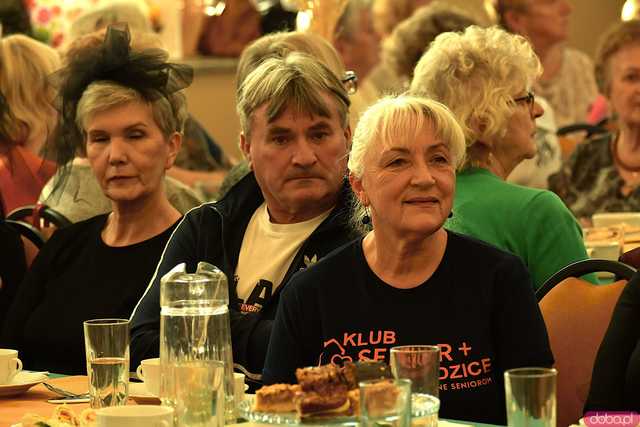 [WIDEO/FOTO] Nagrody dla najbardziej aktywnych seniorów i występy artystyczne z przymrużeniem oka. Zakończyła się II edycja programu Senior na Start