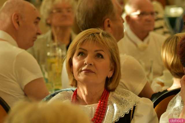 [WIDEO/FOTO] Nagrody dla najbardziej aktywnych seniorów i występy artystyczne z przymrużeniem oka. Zakończyła się II edycja programu Senior na Start
