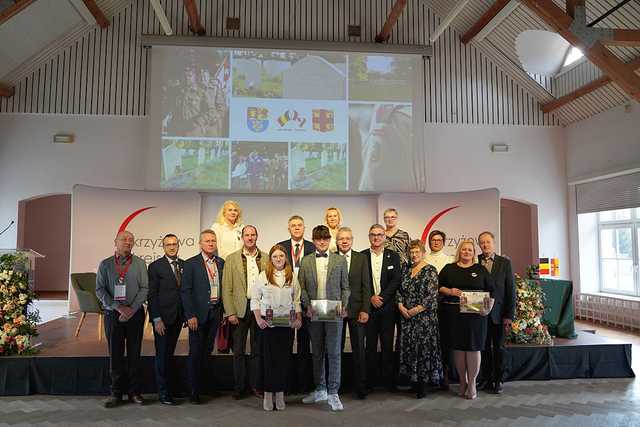 [FOTO] Gmina Świdnica: Adopcja grobów wojennych staje się faktem