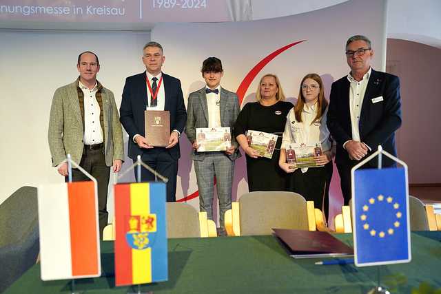 [FOTO] Gmina Świdnica: Adopcja grobów wojennych staje się faktem