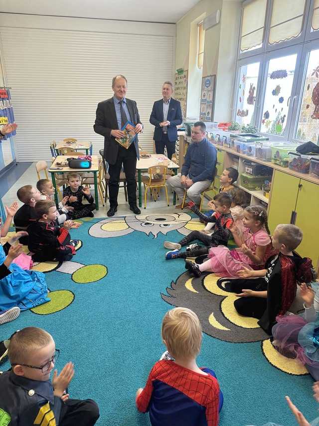 [FOTO] Dzień Postaci z Bajek w Bajkowej Dolince w Pszennie