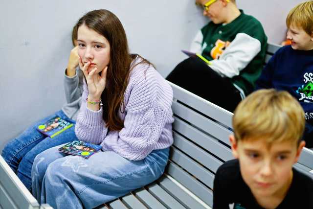 [FOTO] Znana aktorka wizytowała na 117. urodzinach patronki Szkoły Podstawowej w Zastrużu