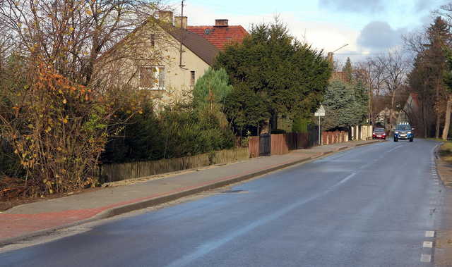 [FOTO] Odebrano fragment chodnika w Roztoce
