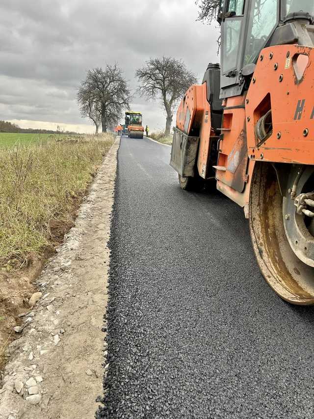 [FOTO] Nowa droga między Stefanowicami a Śmiałowicami i Gruszowem