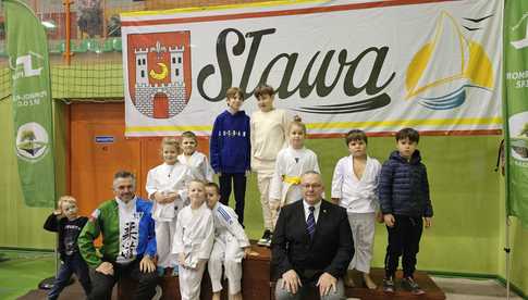 [FOTO] Młodzi judocy przywieźli worek medali z turnieju w Sławie