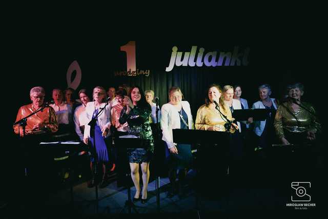[FOTO] Julianki funkcjonują już od roku! Za nami Jubileusz pełen występów i podziękowań 
