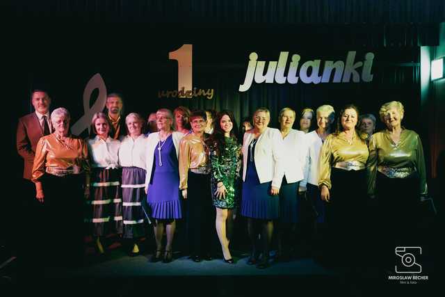 [FOTO] Julianki funkcjonują już od roku! Za nami Jubileusz pełen występów i podziękowań 