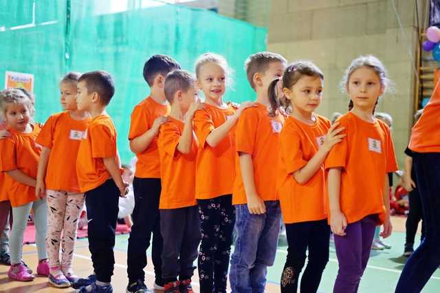 [FOTO] Przedszkolaki z Żarowa świętowały Dzień Pluszowego Misia