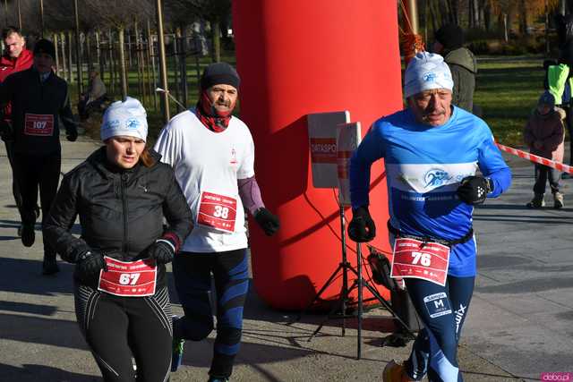 [WIDEO/FOTO] Pobiegli alejkami Parku Centralnego w finałowej odsłonie Grand Prix