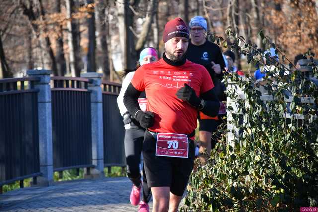 [WIDEO/FOTO] Pobiegli alejkami Parku Centralnego w finałowej odsłonie Grand Prix