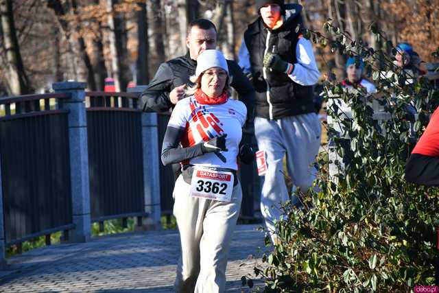 [WIDEO/FOTO] Pobiegli alejkami Parku Centralnego w finałowej odsłonie Grand Prix