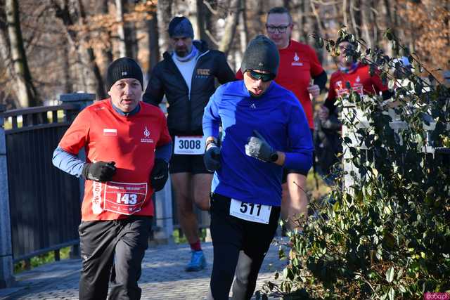 [WIDEO/FOTO] Pobiegli alejkami Parku Centralnego w finałowej odsłonie Grand Prix