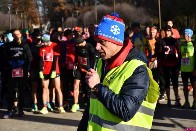 [WIDEO/FOTO] Pobiegli alejkami Parku Centralnego w finałowej odsłonie Grand Prix