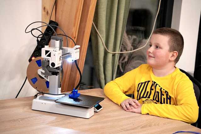 [FOTO] W Bystrzycy Dolnej łączyli technologię druku 3D z pieczeniem pierników 