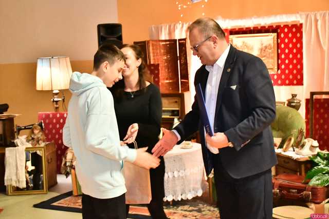 [FOTO] Występy, podziękowania i sentymentalna wystawa. Świętowali 70-lecie przyłączenia Pełcznicy do Świebodzic