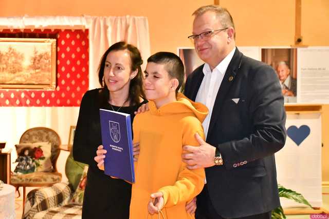 [FOTO] Występy, podziękowania i sentymentalna wystawa. Świętowali 70-lecie przyłączenia Pełcznicy do Świebodzic