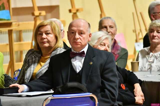 [FOTO] Występy, podziękowania i sentymentalna wystawa. Świętowali 70-lecie przyłączenia Pełcznicy do Świebodzic