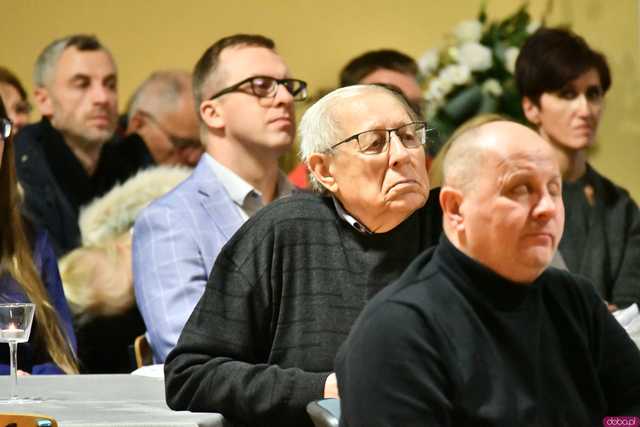[FOTO] Występy, podziękowania i sentymentalna wystawa. Świętowali 70-lecie przyłączenia Pełcznicy do Świebodzic