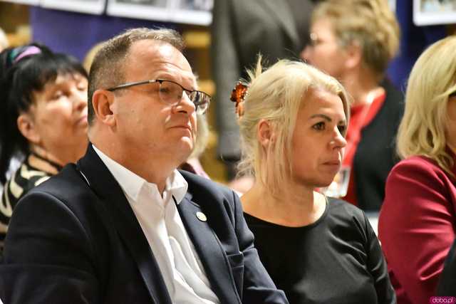 [FOTO] Występy, podziękowania i sentymentalna wystawa. Świętowali 70-lecie przyłączenia Pełcznicy do Świebodzic