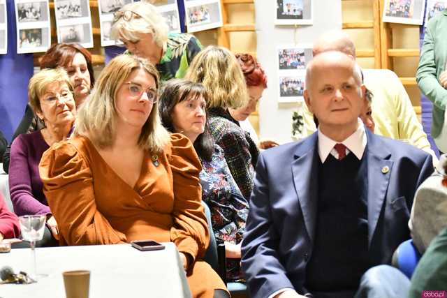 [FOTO] Występy, podziękowania i sentymentalna wystawa. Świętowali 70-lecie przyłączenia Pełcznicy do Świebodzic