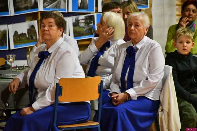 [FOTO] Występy, podziękowania i sentymentalna wystawa. Świętowali 70-lecie przyłączenia Pełcznicy do Świebodzic