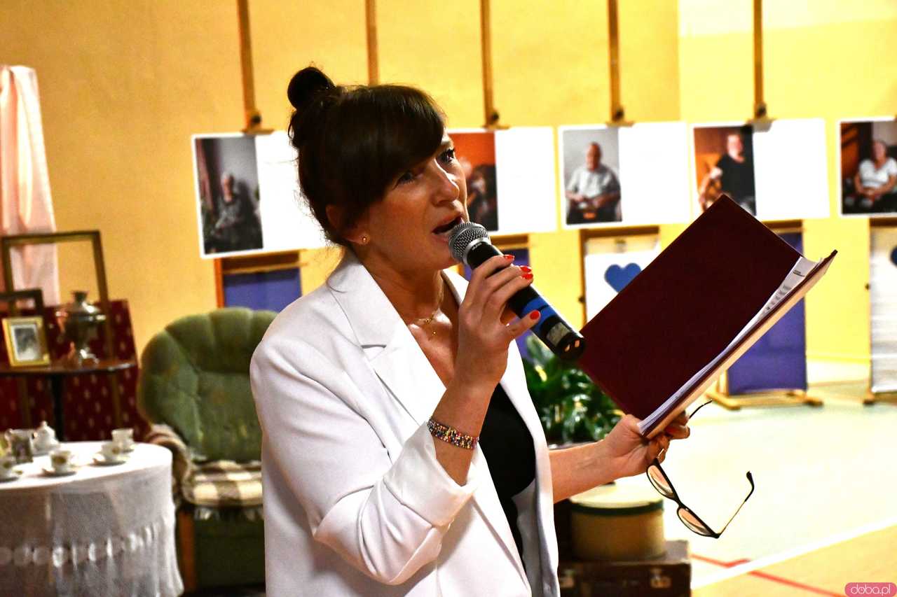 [FOTO] Występy, podziękowania i sentymentalna wystawa. Świętowali 70-lecie przyłączenia Pełcznicy do Świebodzic