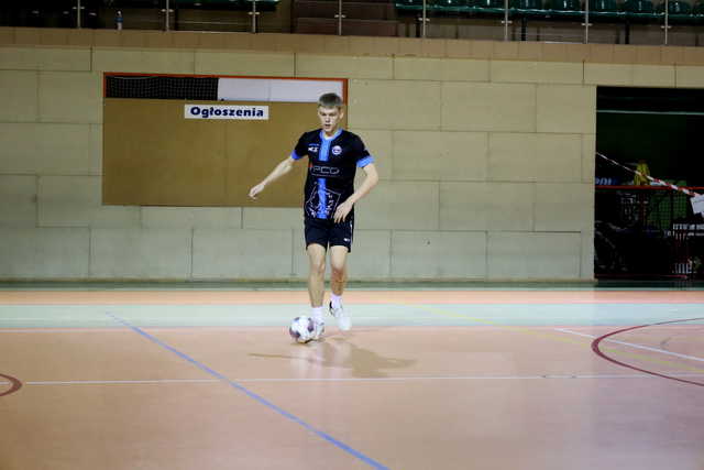 [FOTO] Za nami pierwsza kolejka Żarowskiej Ligi Futsalu Electrolux Cup 