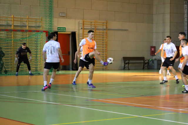 [FOTO] Za nami pierwsza kolejka Żarowskiej Ligi Futsalu Electrolux Cup 