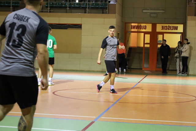 [FOTO] Za nami pierwsza kolejka Żarowskiej Ligi Futsalu Electrolux Cup 