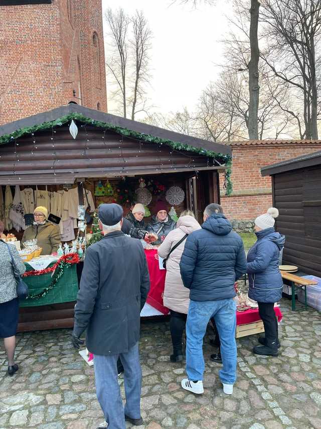 [FOTO] Gmina Świdnica gościła na Jarmarku Bożonarodzeniowym w Żukowie