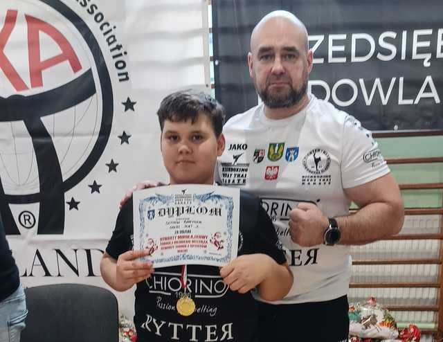 Grad medali dla fighterów
