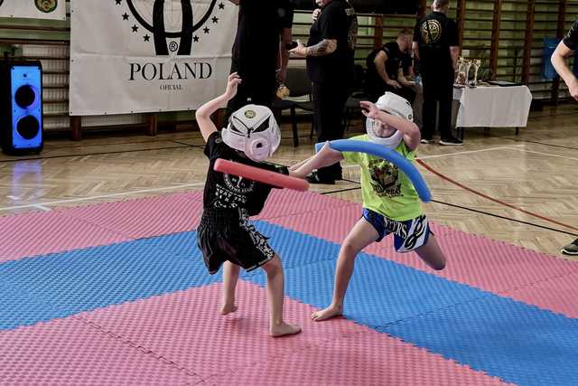 Grad medali dla fighterów
