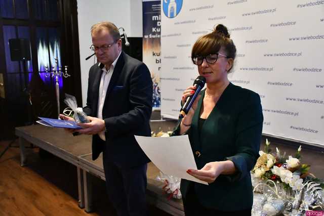 [WIDEO/FOTO] Podziękowano wolontariuszom i aktywnym społecznie. Uroczystość z okazji Światowego Dnia Wolontariatu