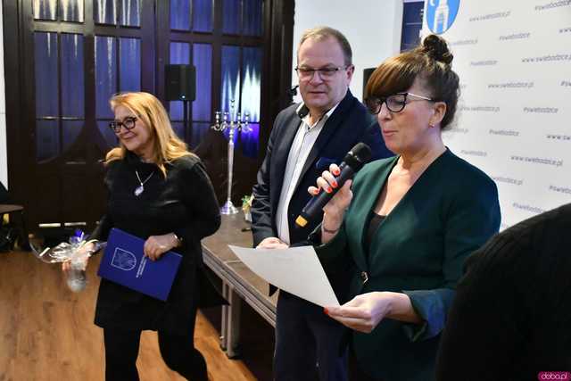 [WIDEO/FOTO] Podziękowano wolontariuszom i aktywnym społecznie. Uroczystość z okazji Światowego Dnia Wolontariatu