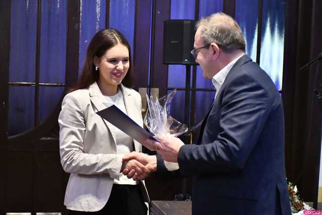 [WIDEO/FOTO] Podziękowano wolontariuszom i aktywnym społecznie. Uroczystość z okazji Światowego Dnia Wolontariatu